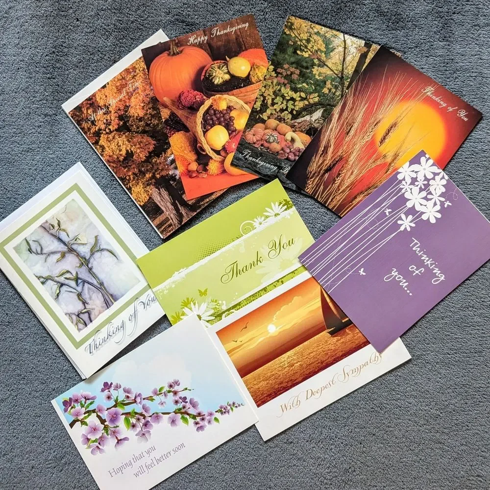Box of 28 Assorted Greeting Cards & Envelopes